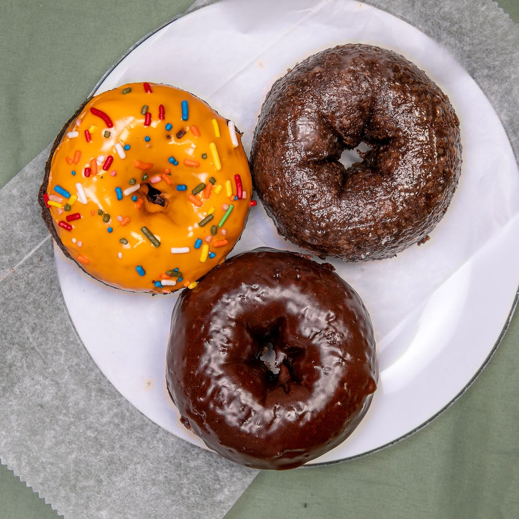 Chocolate cake donuts