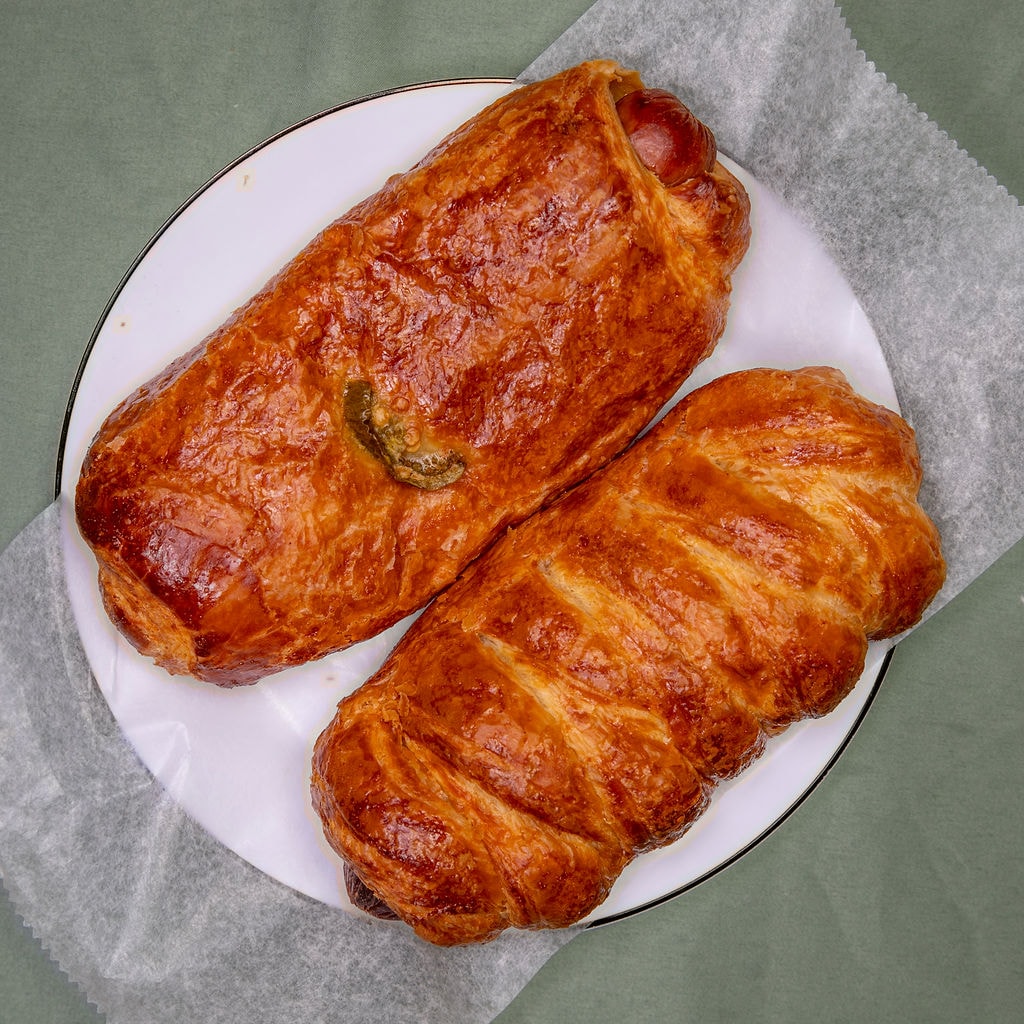 Jumbo croissant rolls with filling