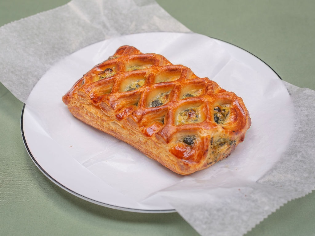 Spinach feta pastry