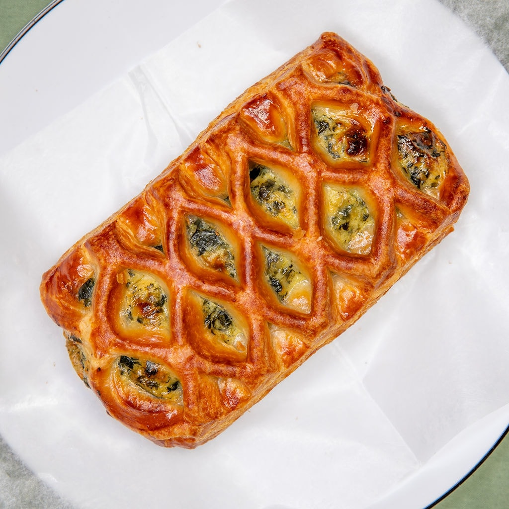 Spinach feta pastry baked